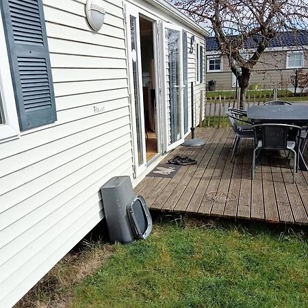 Stacaravan Bredene Met Tuin Nr 2126 מראה חיצוני תמונה